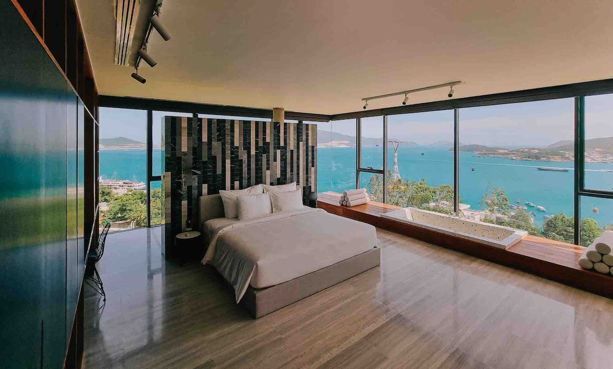 Velvet Peak Manor - Thuê Villa Đà Nẵng Gần Biển