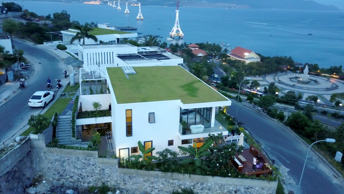 Penthouse Boutique Coastal 80 - Thuê Villa Đà Nẵng AN TOÀN