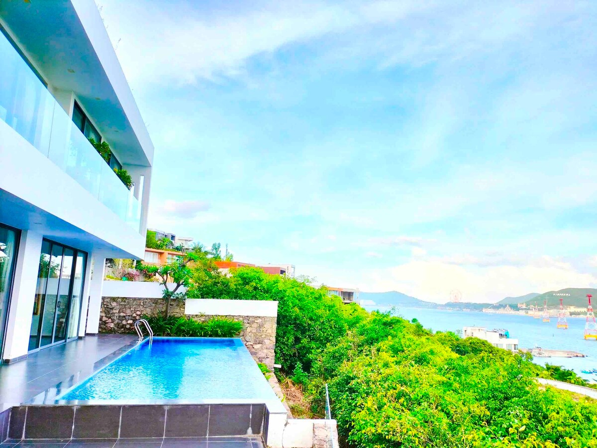 Biệt Thự Coastal 97 - Thuê Villa Đà Nẵng AN TOÀN