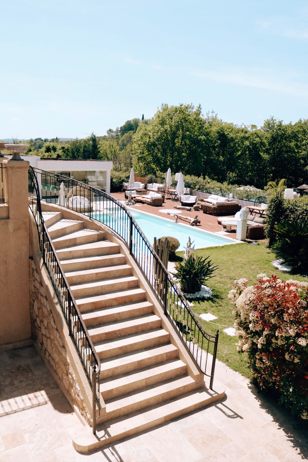 Biệt Thự Coastal 31 - Thuê Villa Đà Nẵng AN TOÀN